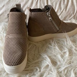 Steve Madden Wedge Sneaker